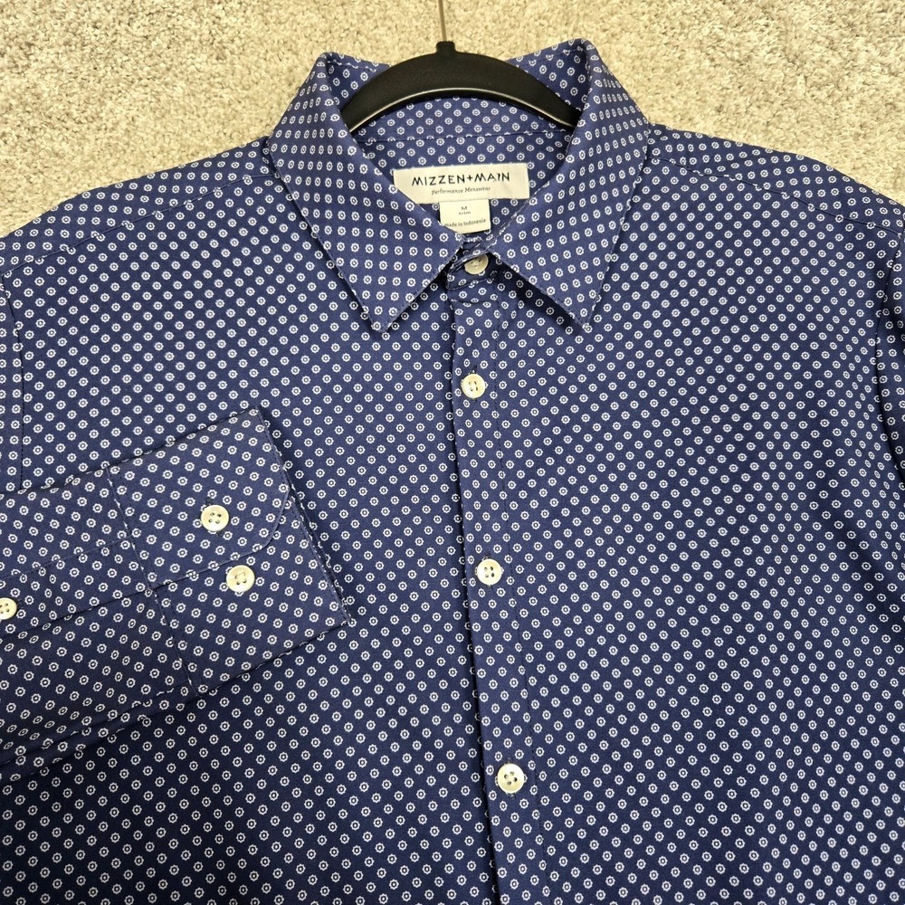 Mizzen Main‎ Performance Shirt Mens Medium trim fit Blue Geometric L/S Button up